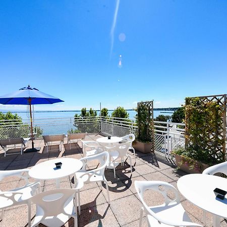 Hotel Aurora Дезенцано-дель-Гарда Екстер'єр фото